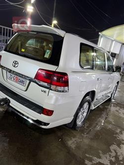 تويوتا لاندكروزر